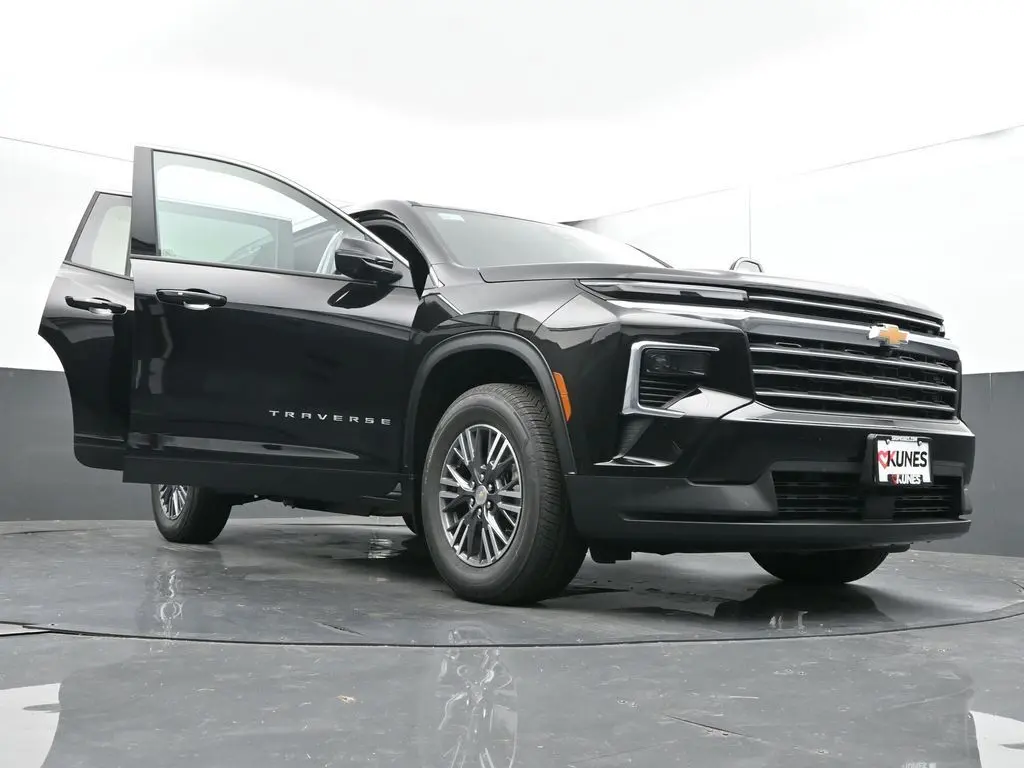 2026 Chevrolet Traverse 2LT photo 56