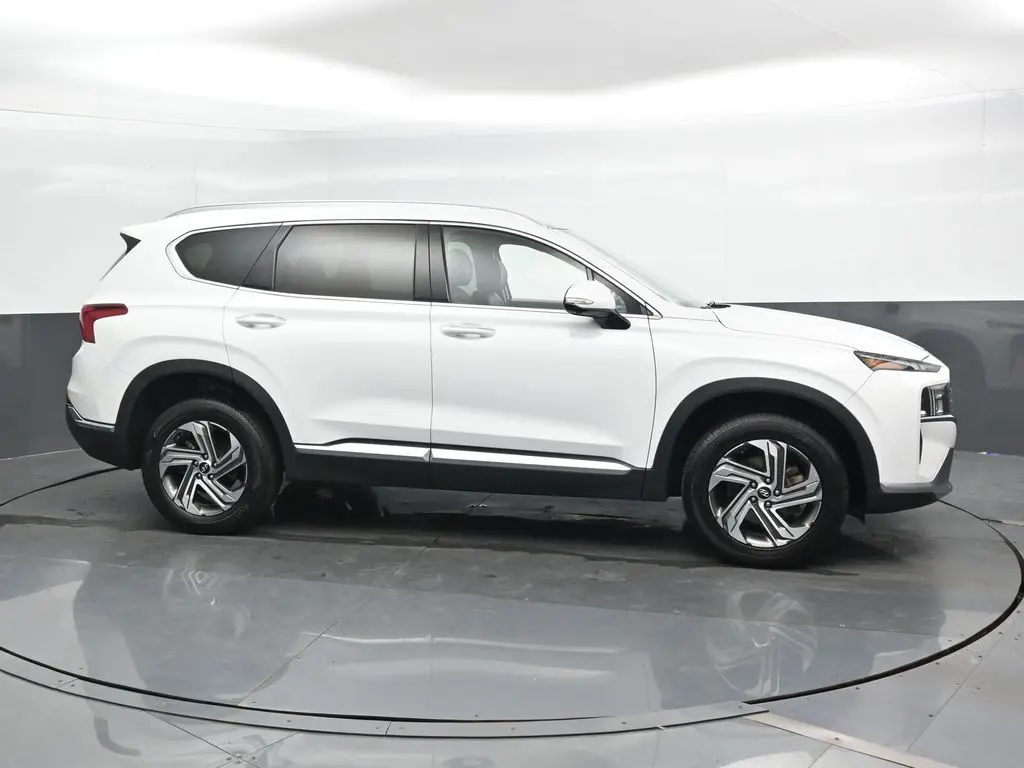 2023 Hyundai Santa Fe SEL Premium photo 2