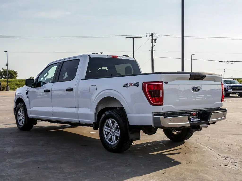 2022 Ford F-150 XLT photo 8
