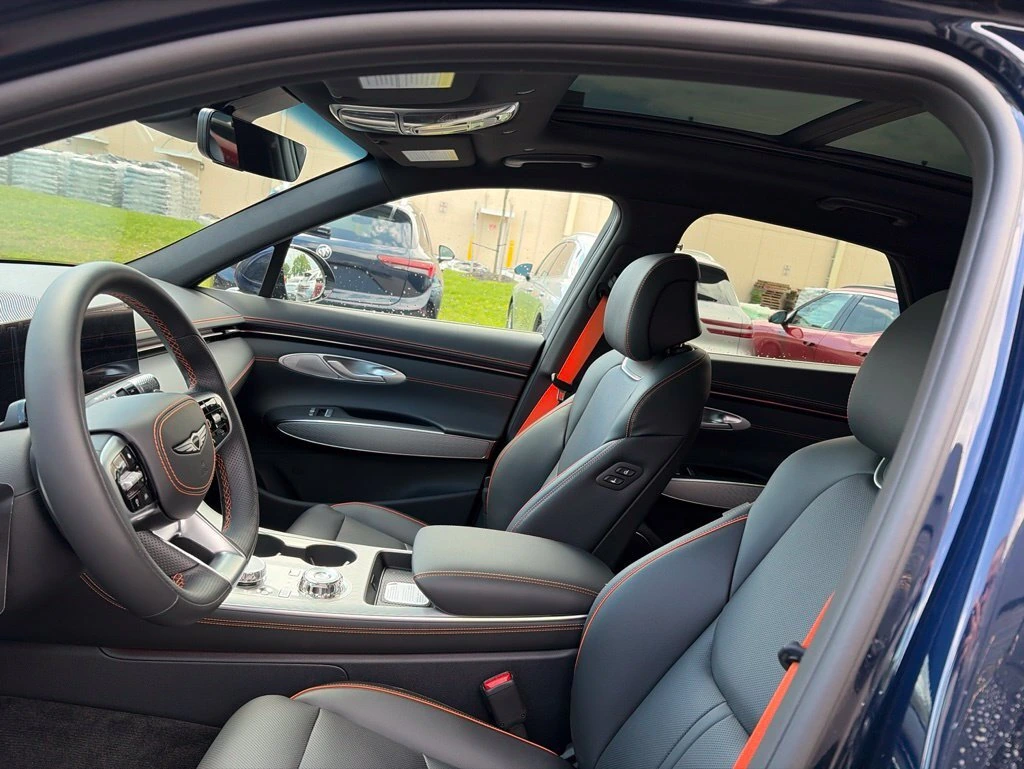 2026 GENESIS GV70 Sport Prestige - Photo 13