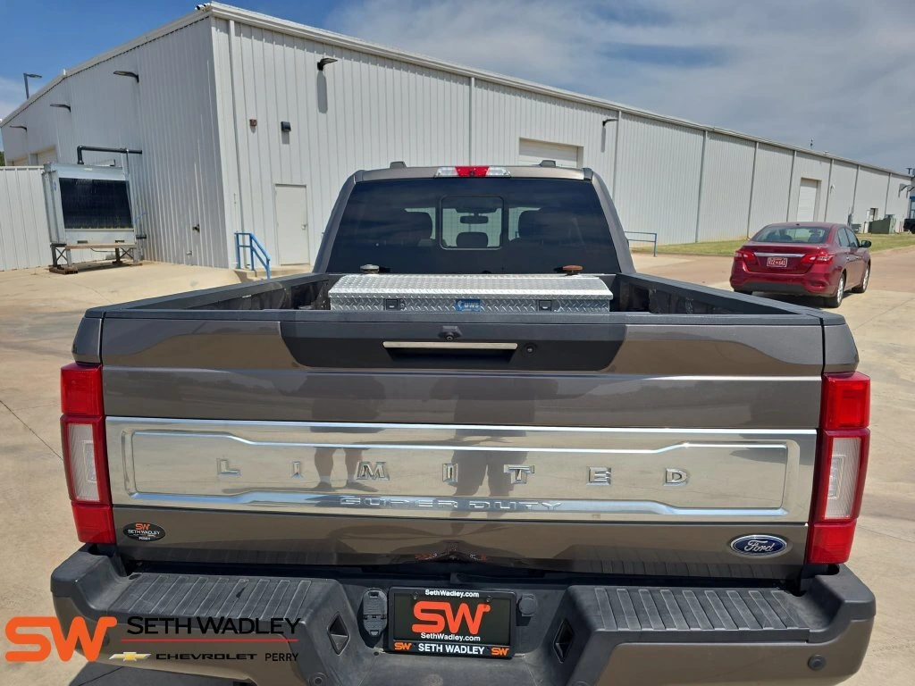2020 Ford F-350 Super Duty Limited - Photo 13