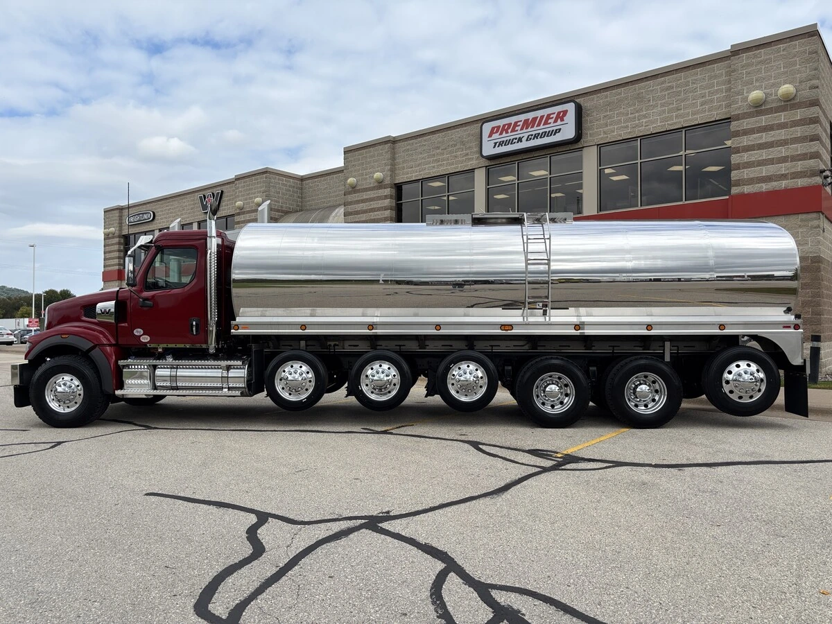2027 Western Star 49X — photo 8