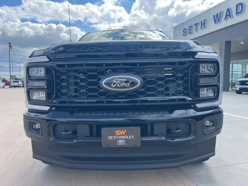 2026 Ford F-250 photo 10