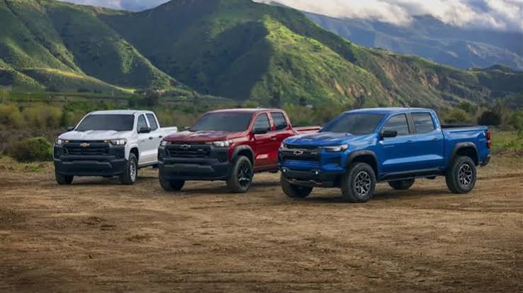New Chevrolet Colorado Trail Boss in Radiant Red