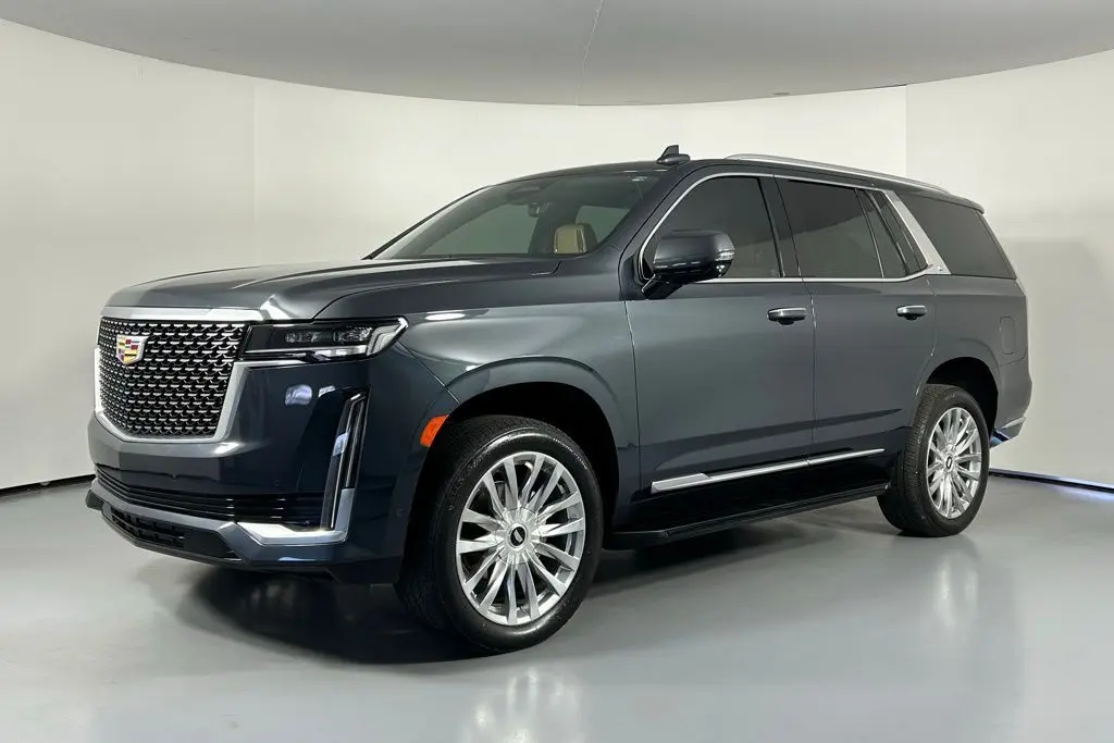 2022 Cadillac Escalade Premium Luxury photo 4