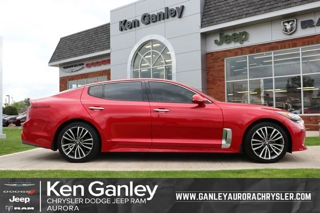 2019 Kia Stinger Premium AWD's photo