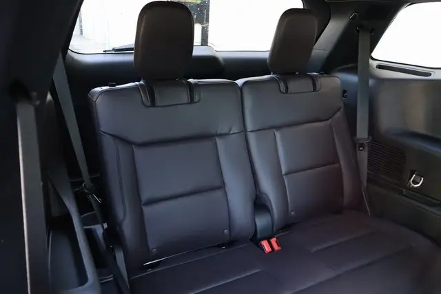 2025 Ford Explorer Platinum photo 31