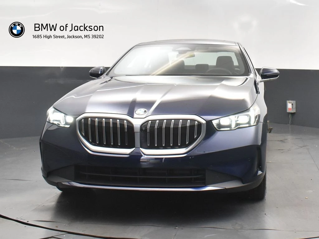 2026 BMW 5 Series 530i - Photo 10