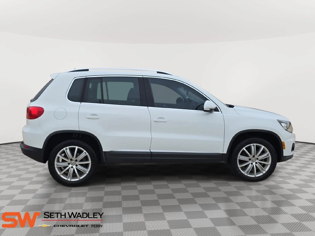 2016 Volkswagen Tiguan SE - Photo 8