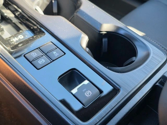 2026 Subaru Outback Limited - Photo 33