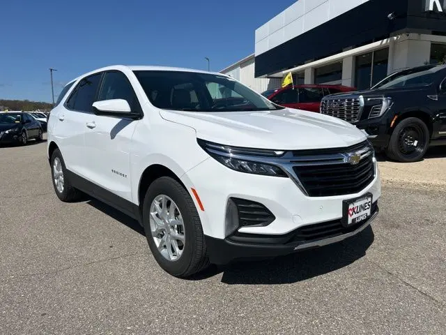Used 2024 Chevrolet Equinox LT with VIN 3GNAXUEG2RL277298 for sale in Stoughton, WI