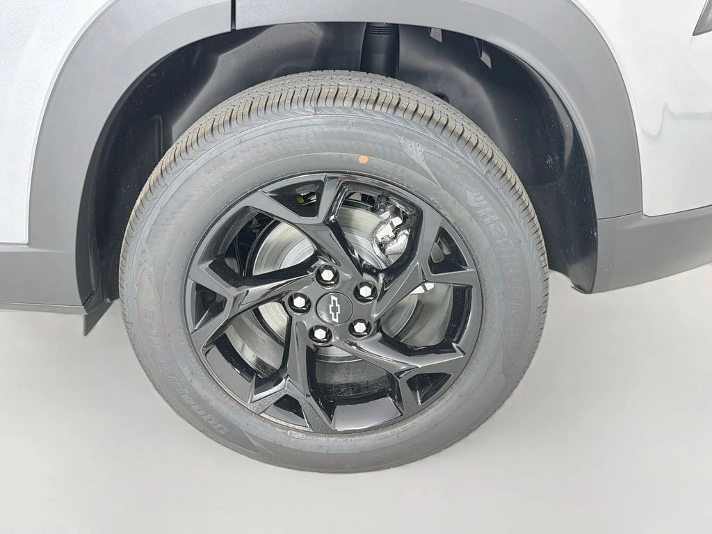 2026 Chevrolet Trax LT - Photo 29