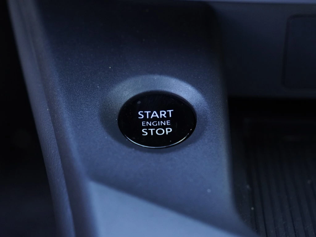 2026 Nissan Sentra SR - Photo 19