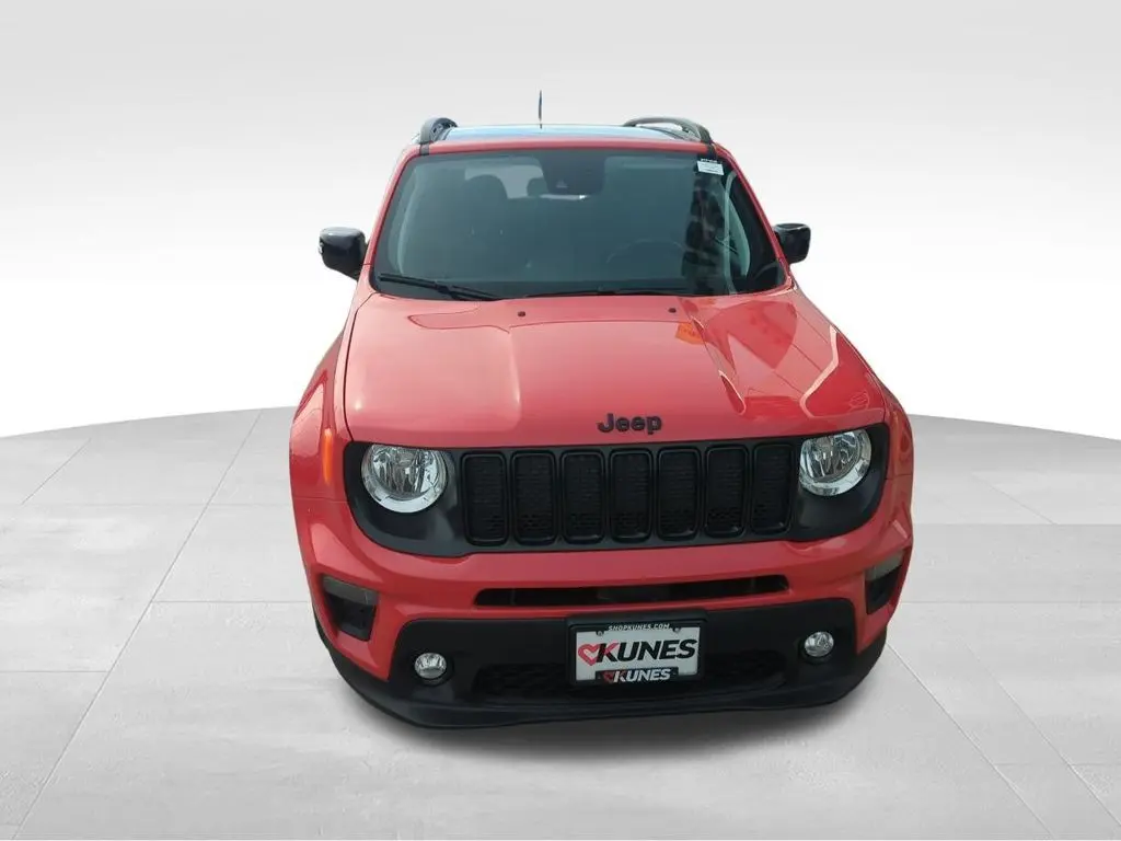 Used 2023 Jeep Renegade Altitude with VIN ZACNJDE1XPPP18037 for sale in Macomb, IL