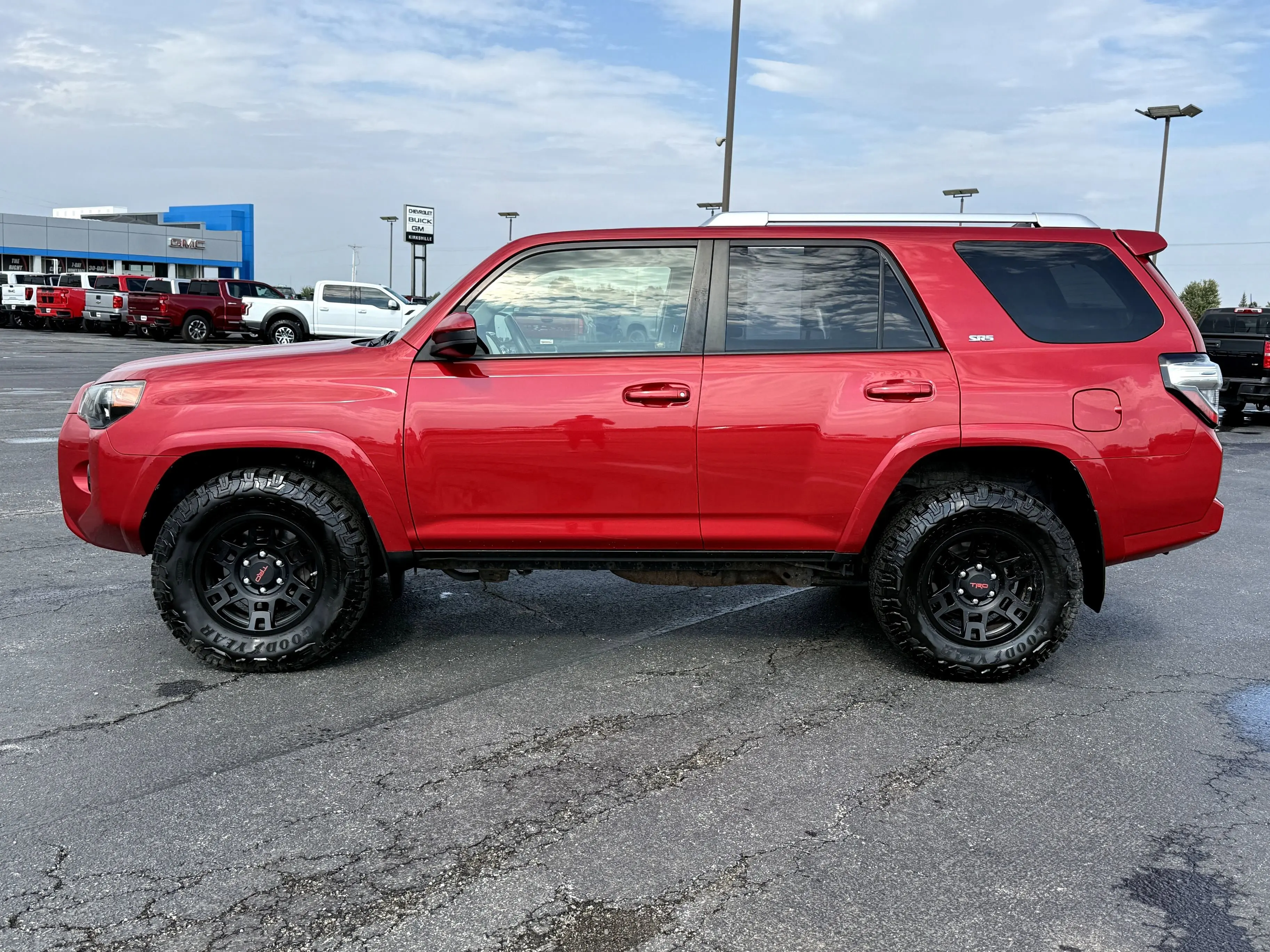 2015 Toyota 4Runner SR5 photo 6