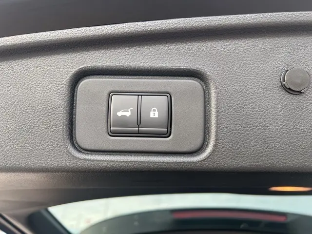 2025 Nissan Pathfinder Rock Creek photo 6