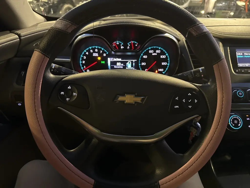2017 Chevrolet Impala photo 18
