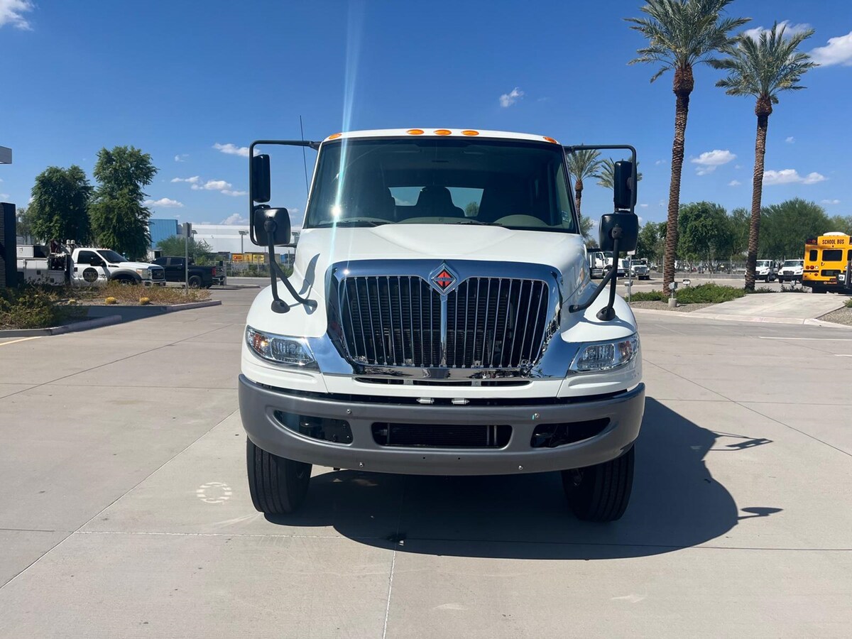 2019 International 4300 in Phoenix, AZ — photo 8