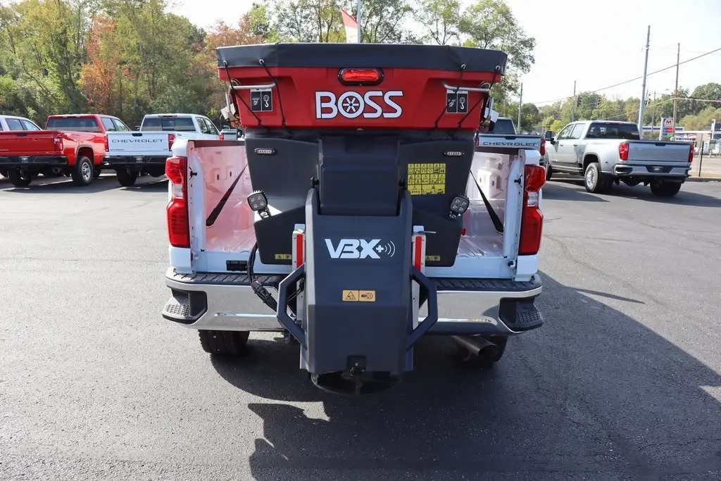 2025 Chevrolet Silverado 2500HD Work Truck Trail Boss photo 2