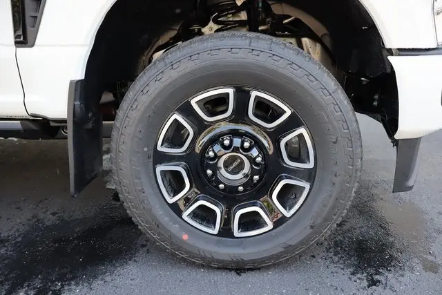 2026 Ford F-350 photo 15