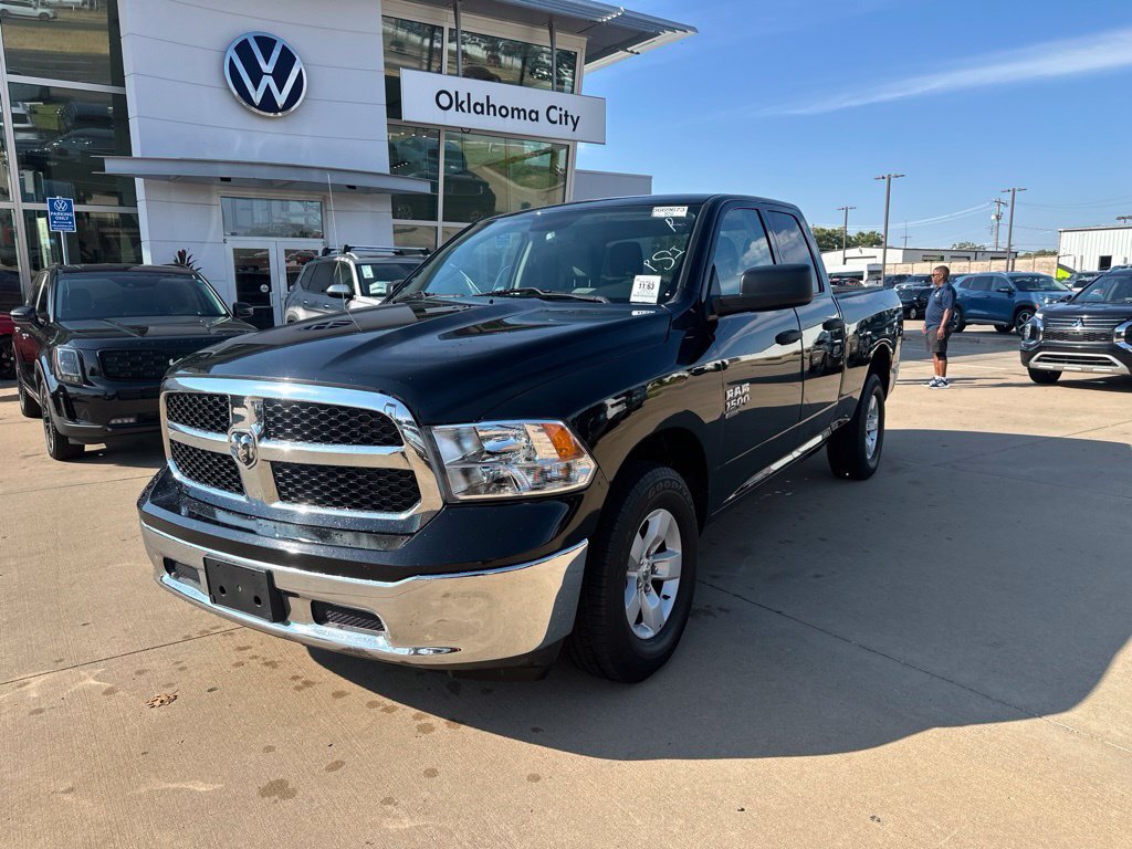 2024 Ram 1500 Classic SLT