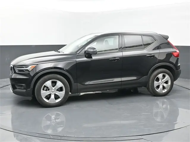 Used 2021 Volvo XC40 Momentum with VIN YV4162UK8M2573441 for sale in Bartlesville, OK