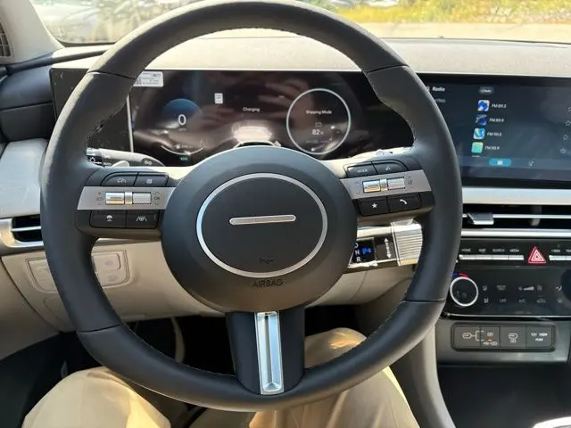 2025 Hyundai Tucson Limited photo 12