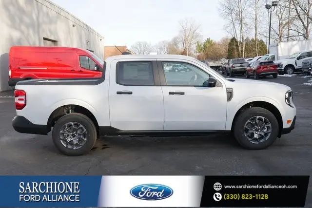 2025 Ford Maverick XLT's photo