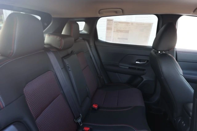 2025 Nissan Kicks SR - Photo 18
