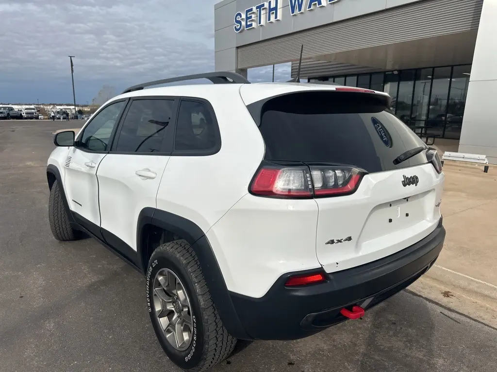 2020 Jeep Cherokee Trailhawk photo 3
