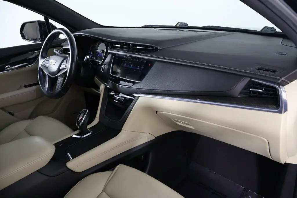 2018 Cadillac XT5 Base photo 9
