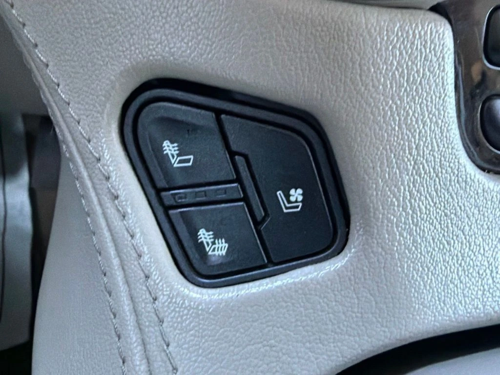 2018 GMC Yukon Denali - Photo 32