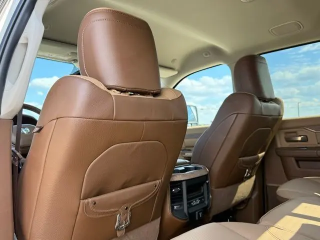 2024 Ram 3500 Laramie Longhorn photo 19