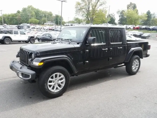 2023 Jeep Gladiator Sport photo 3