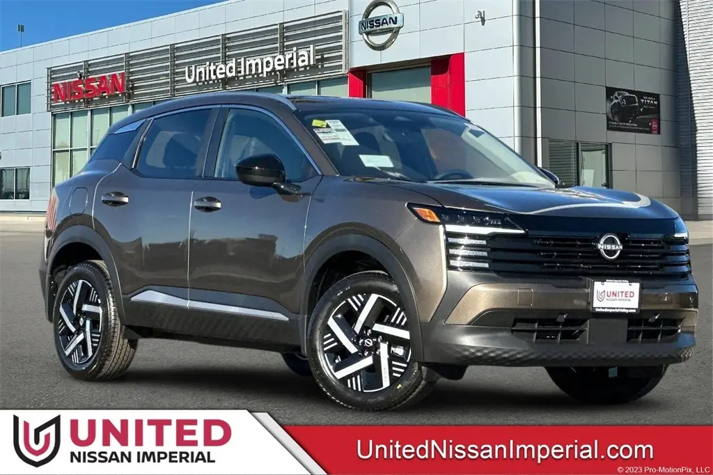 2026 Nissan KICKS SV's photo