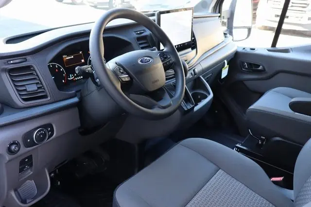 2025 Ford Transit photo 5