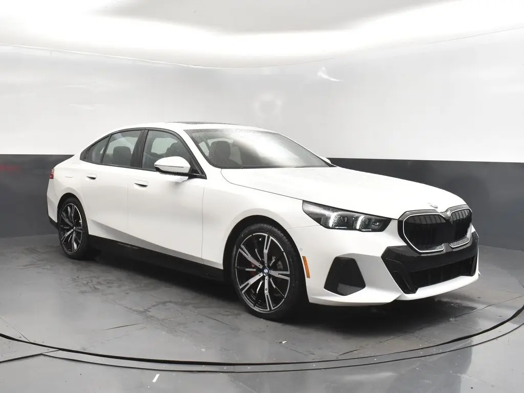 2026 BMW 5 Series 530i's photo