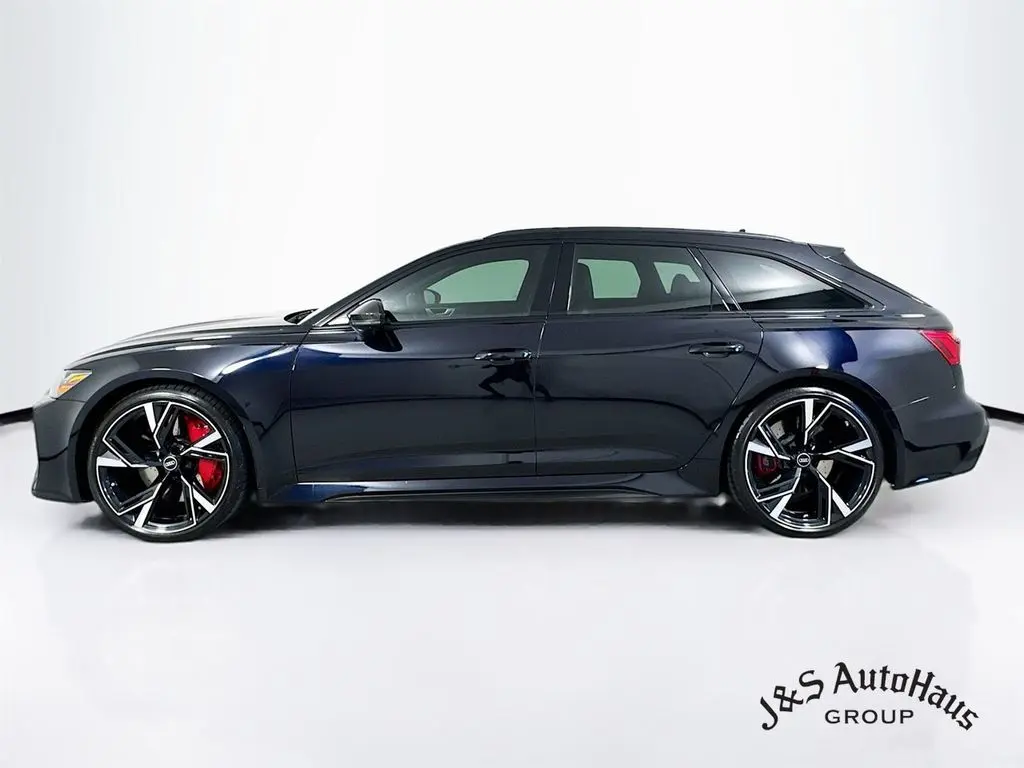 2022 Audi RS 6 Avant Base photo 4