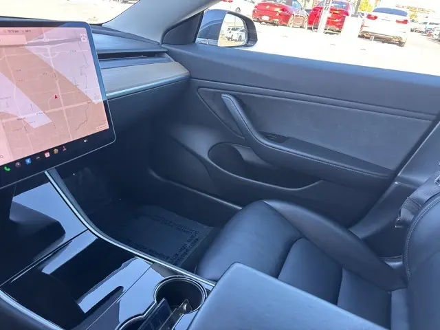 2018 Tesla Model 3 Long Range photo 20