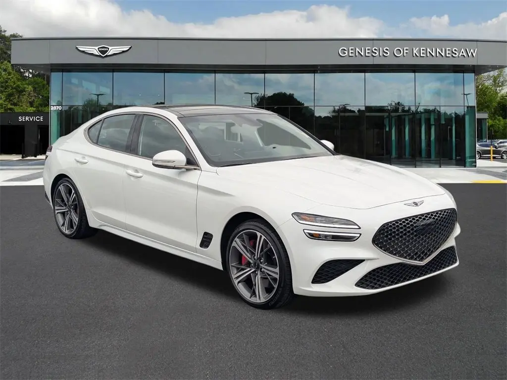 2025 GENESIS G70 Standard's photo