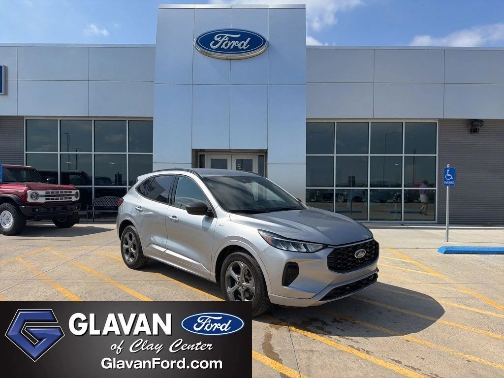 2024 Ford Escape ST-Line FWD Hybrid's photo