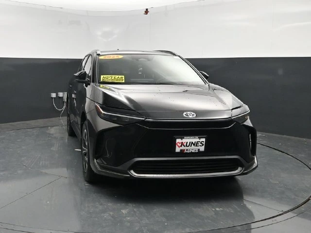 Used 2024 Toyota bZ4X XLE with VIN JTMABACA4RA051789 for sale in Woodstock, IL