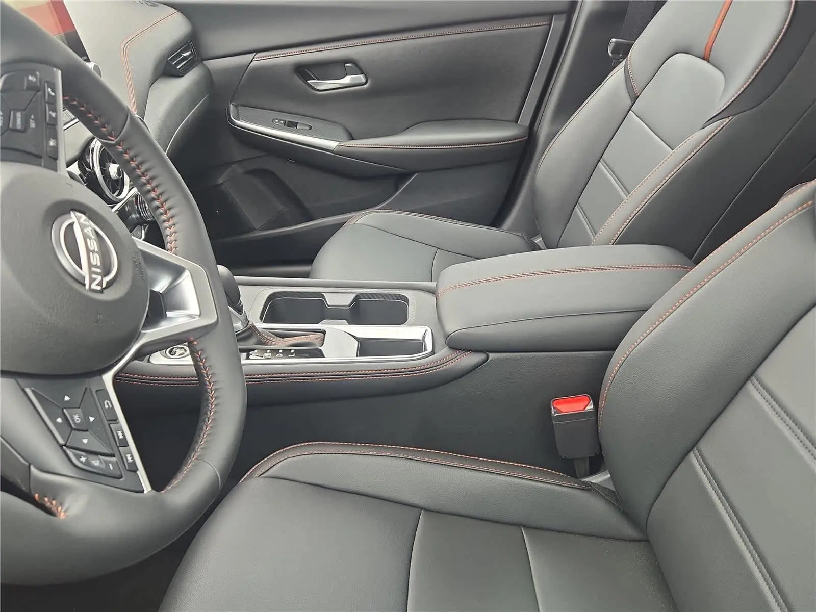 2025 Nissan Sentra SR photo 9