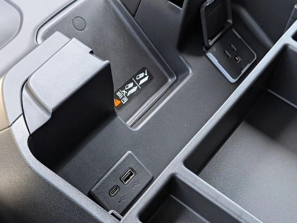 2026 GMC Sierra 3500HD Denali - Photo 52