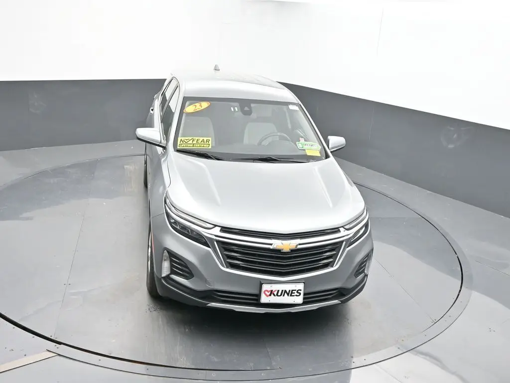 2023 Chevrolet Equinox LT photo 26