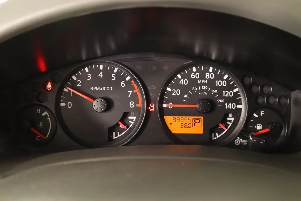 2016 Nissan Frontier SV photo 4