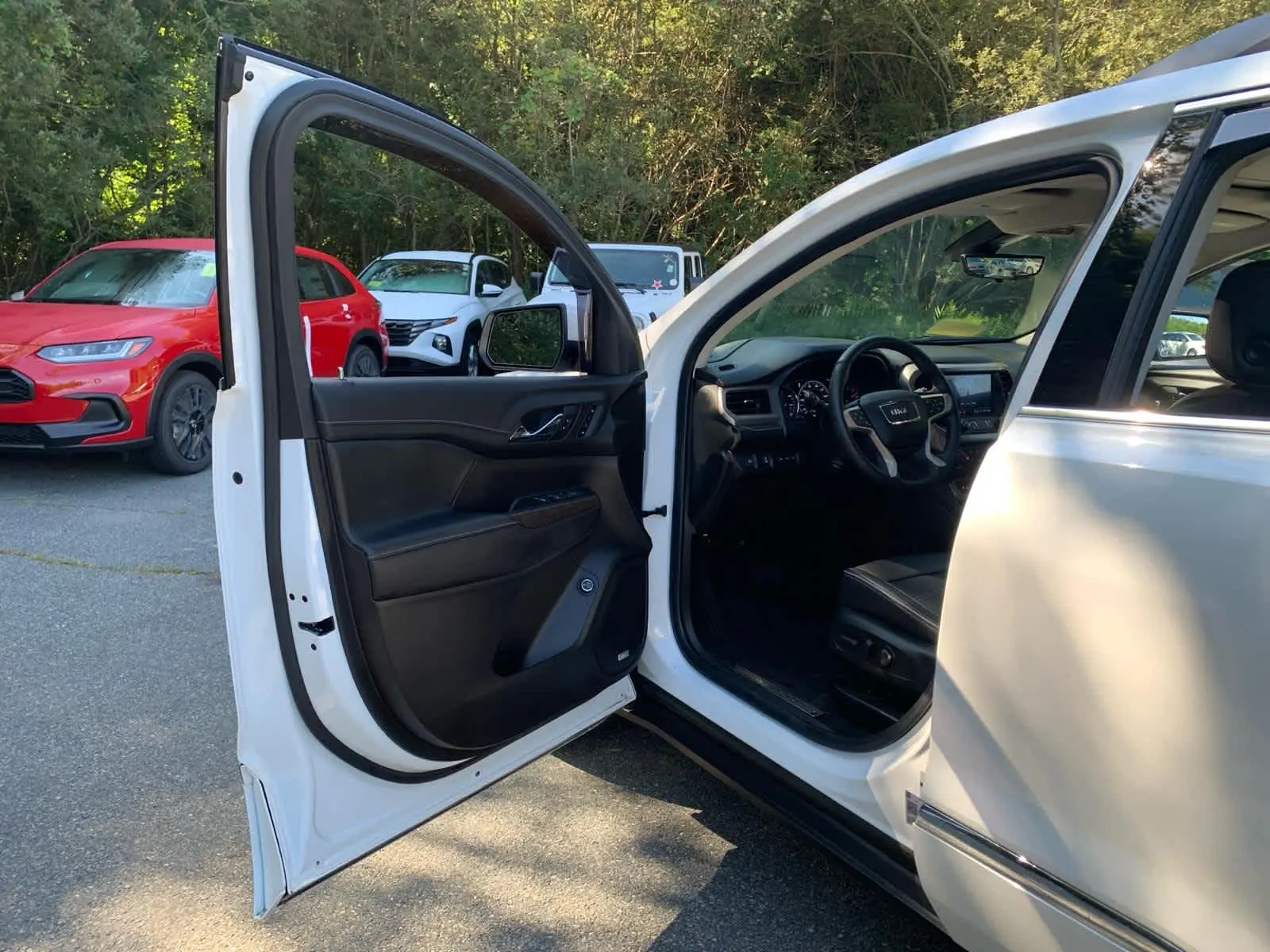 2023 Gmc Acadia Denali photo 13