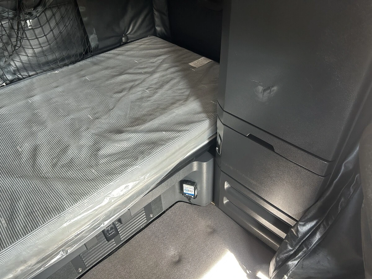 2025 Freightliner Cascadia - image 15