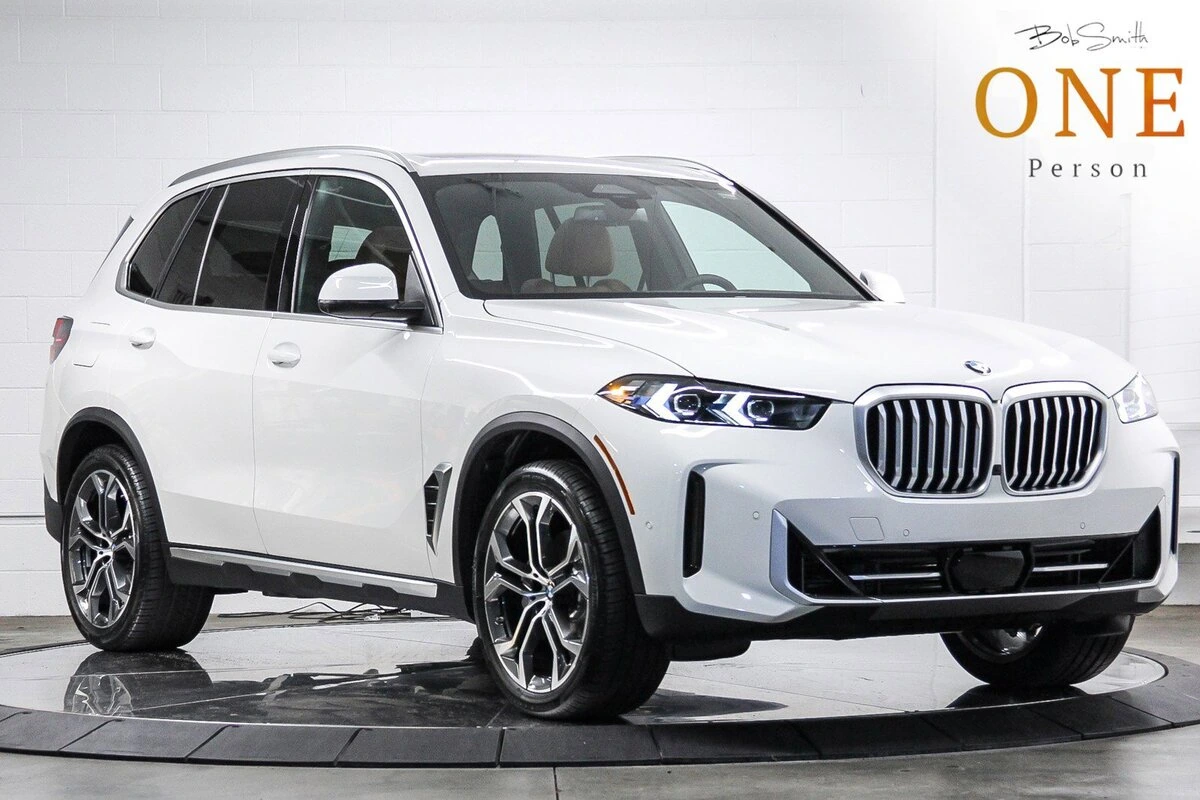 2026 BMW X5 40i's photo