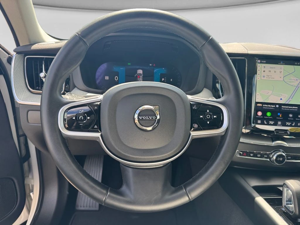 2025 Volvo XC60 Plus - Photo 27